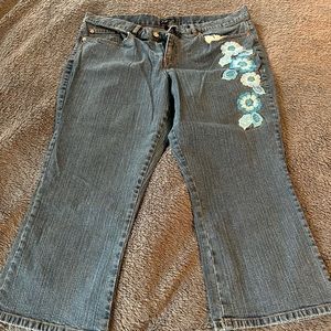 New York & Company Crop Jeans - Size 16